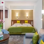 Szarvaskut Hotel 4*