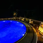 فندق Szarvaskut زيرك