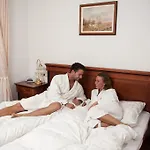 Hotel Szarvaskut