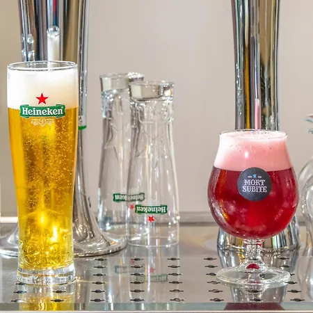 Szarvaskut ホテル