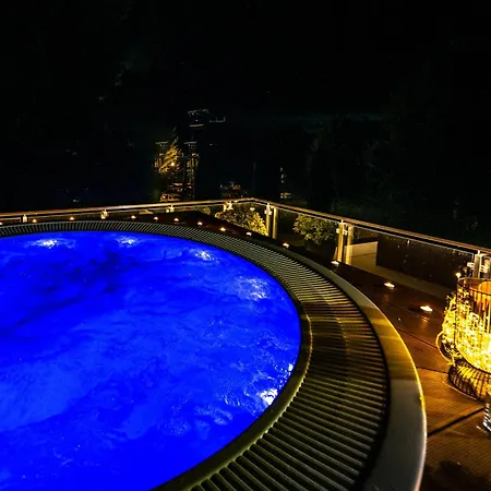 ホテル Szarvaskut ジルク