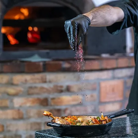 Szarvaskut ホテル