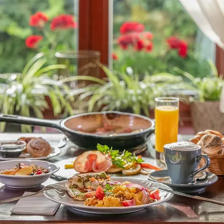 Szarvaskut 4* ジルク