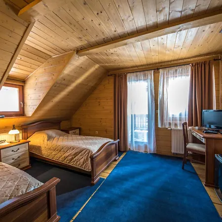 Szarvaskut Hotel 4*
