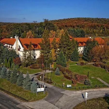 Szarvaskut