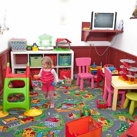 Szarvaskut ホテル ジルク