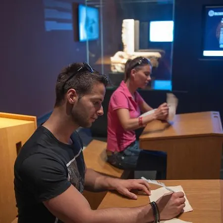 Szarvaskut ホテル ジルク